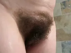 Englische badet ihre riesigen Titten Reife