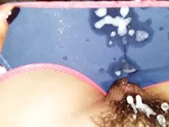 Sperma auf Höschen :)